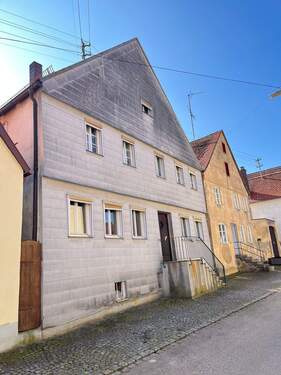 Ostansicht - 6 Zimmer Mehrfamilienhaus, Wohnhaus in Wemding