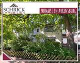 SCHRICK IMMOBILIEN: Ahrensburg - Vielseitige Immobilie mit Potential in zentraler Lage: Drei Einheiten mit vielen Möglichkeiten