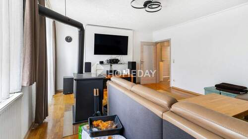 1. OG Wohnzimmer 2 - 