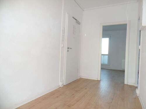 Wohnungsflur Rückansicht - 