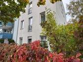 Straßenansicht - Top gepflegtes Mehrfamilienhaus