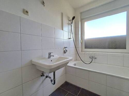 20250405_093338_resized - 