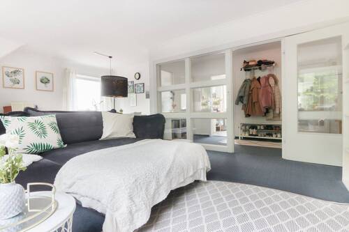 Wohnzimmer OG vorne - 1 Zimmer Mehrfamilienhaus, Wohnhaus in Achim