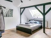 Schlafzimmer OG hi. - Mehrfamilienhaus, Wohnhaus mit 317,00 m&sup2; in Achim zum Kaufen