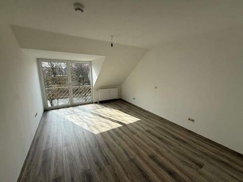 Wohnzimmer - 3 Zimmer Etagenwohnung in Wolfsburg