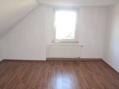 Schlafzimmer - 2 Zimmer Etagenwohnung in Lichtentanne