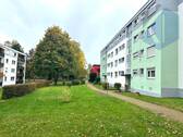 Eingang - 3-Zimmer-Wohnung mit Balkon im 3. OG eines gepflegten Mehrfamilienhauses