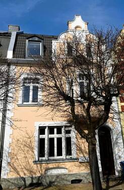 Straßenansicht 1 - 1 Zimmer Mehrfamilienhaus, Wohnhaus zum Kaufen in Neuwied