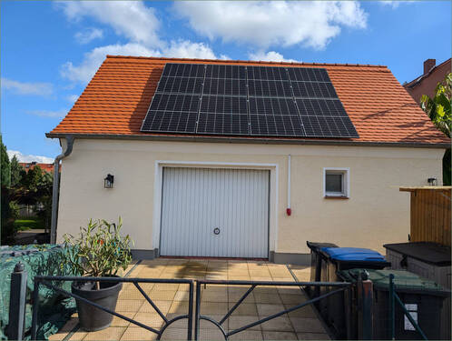 Garage straßenseitig - Mehrfamilienhaus, Wohnhaus in Edderitz