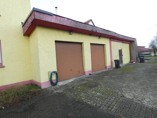 Garagen.JPG - Bauernhaus, Landhaus mit 286,00 m&sup2; in Geislingen an der Steige zum Kaufen