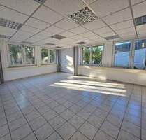 Großes helles Büro oder Praxis mit vielen Möglichkeiten - Velbert Mitte