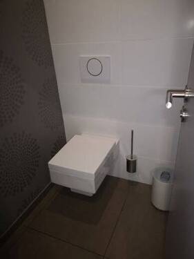 WC Damen 1 - 