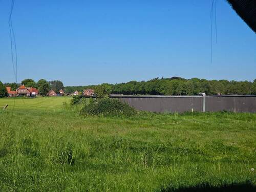 rückwertig verbaut - 