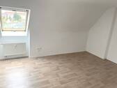 Wohnzimmer - Etagenwohnung mit 52,00 m&sup2; in Erfurt zur Miete