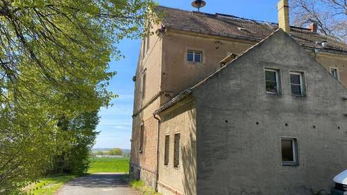 Rückansicht - Einfamilienhaus mit 282,10 m&sup2; in Naundorf zum Kaufen