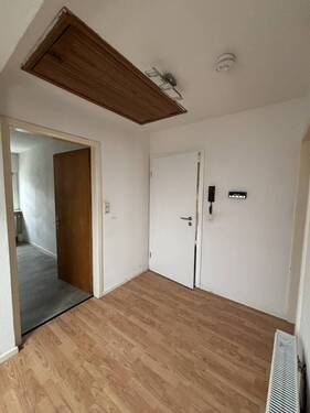 Eingangsbereich - 2 Zimmer Etagenwohnung in Breckerfeld