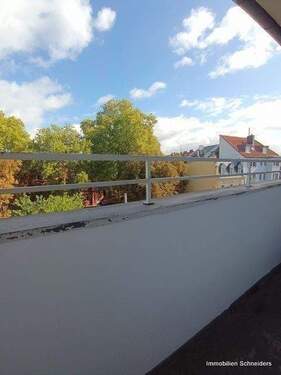Balkon an der Wohnküche - Etagenwohnung mit 55,00 m² in Düsseldorf zur Miete
