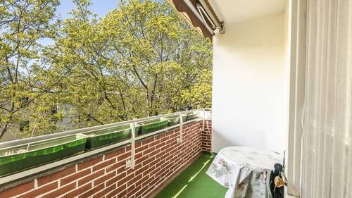Balkon - Etagenwohnung mit 76,00 m&sup2; in Berlin zum Kaufen
