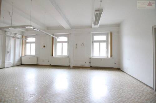Büroraum 1(2).JPG - 1 Zimmer Büro zur Miete in Aue
