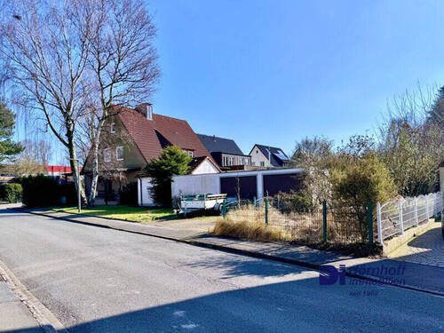 Straßenansicht - 6 Zimmer Mehrfamilienhaus, Wohnhaus zum Kaufen in Dortmund / Aplerbeck