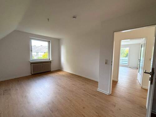 Schlafzimmer, Nische für gr. Kleiderschrank.JPG - 