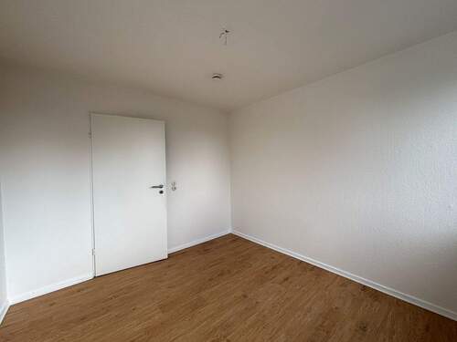 3. Zimmer: Blick Richtg. Eingang - 