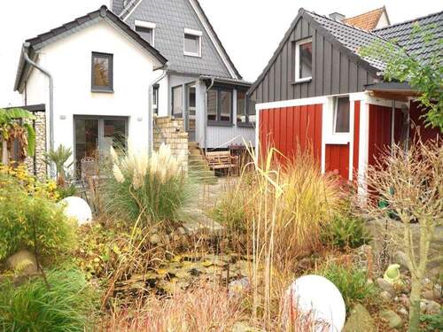 Haupthaus und Gästehaus Rückansicht.jpg - 5 Zimmer Einfamilienhaus in Lauenau