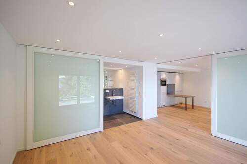 Schlafzimmer mit Badezimmer en suite - Etagenwohnung mit 61,00 m&sup2; in Konstanz zur Miete