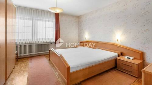 1. OG Schlafzimmer 1 1 - 