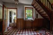 Treppe ins Obergeschoss - 