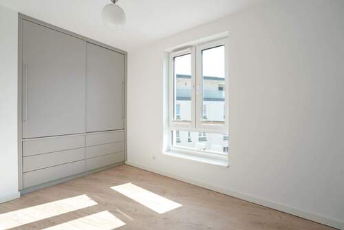 Zimmer1.2 mit Einbauschrank - 