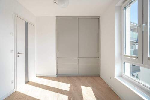 Zimmer1.3 mit Einbauschrank - 