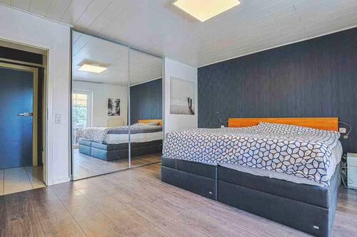 Schlafzimmer - Einfamilienhaus mit 142,30 m&sup2; in Biebertal zum Kaufen