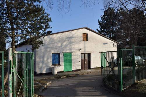 Hausansicht - Grundstück in Rostock