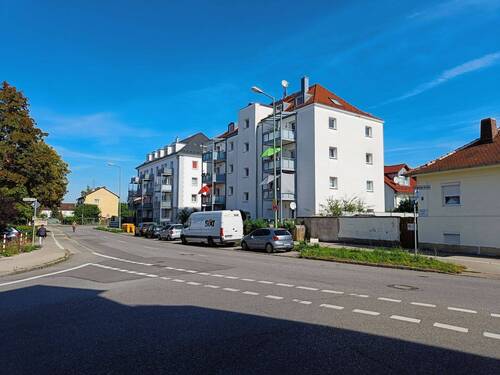 Straßenansicht-2 - 