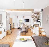 Gepflegtes Einfamilienhaus mit Einliegerwohnung, auf großem Grundstück in Kelheim, zu verkaufen.