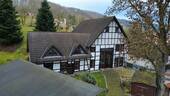 Gesamtansicht - Mehrfamilienhaus, Wohnhaus mit 205,00 m&sup2; in Marsberg / Oesdorf zum Kaufen