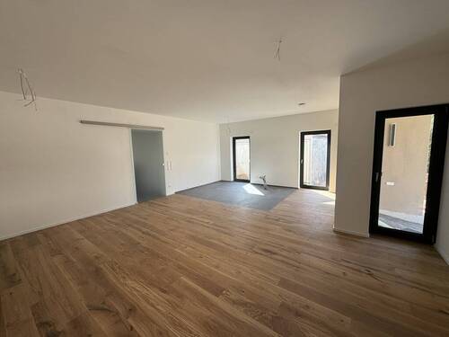 Wohn- Esszimmer mit offener Küche - Etagenwohnung mit 102,40 m² in Trier zum Kaufen