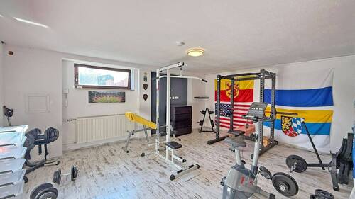 Sportzimmer im UG - 