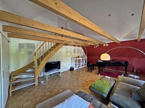 Wohnzimmer - 5 Zimmer Mehrfamilienhaus, Wohnhaus zum Kaufen in Ihlow / Simonswolde