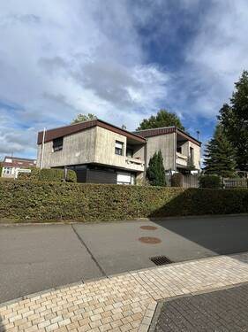 Hausansicht 4 - Doppelhaushälfte mit 135,00 m² in Frankenberg zum Kaufen