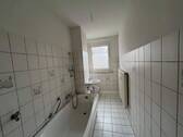 Bad - Etagenwohnung mit 56,70 m&sup2; in Zwickau zur Miete