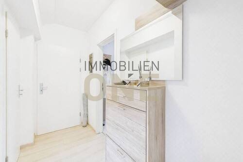 Bild 2 - 2 Zimmer Etagenwohnung zum Kaufen in Schierling