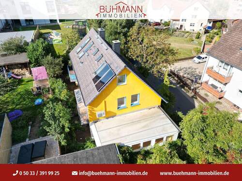 Titelbild Portale - 31542 Bad Nenndorf - Zweifamilienhaus mit Wintergärten und Garage