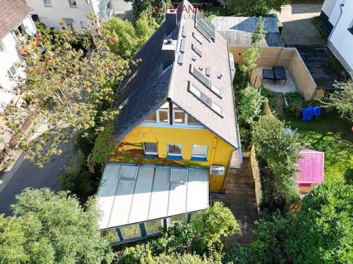 Gebäude von Oben - 1 Zimmer Mehrfamilienhaus, Wohnhaus in Bad Nenndorf