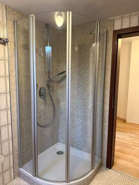 Badezimmer Bild 2.jpg - 