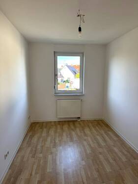 Kinder- oder Arbeitszimmer.jpg - 