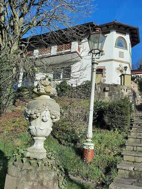 Hausansicht v. Garten - 