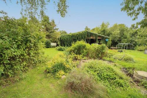 Biokläranlage mit Nebengelass - 