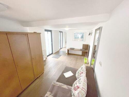 Büro / Ankleide / Hobbyraum - 